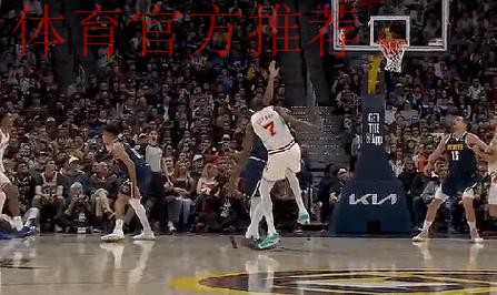 杜兰特干拔中距离被布朗犯规，裁判回看后追加一级恶意